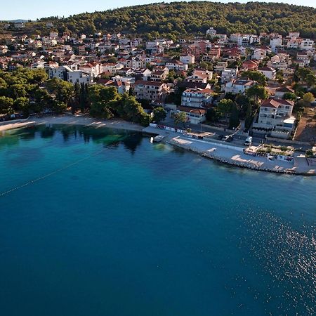 Studio Apartment Simi Trogir Bagian luar foto