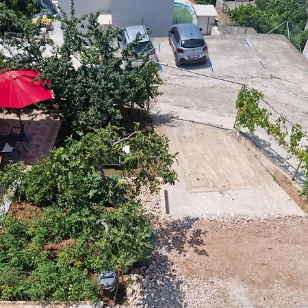 Studio Apartment Simi Trogir Bagian luar foto