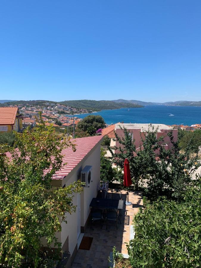 Studio Apartment Simi Trogir Bagian luar foto